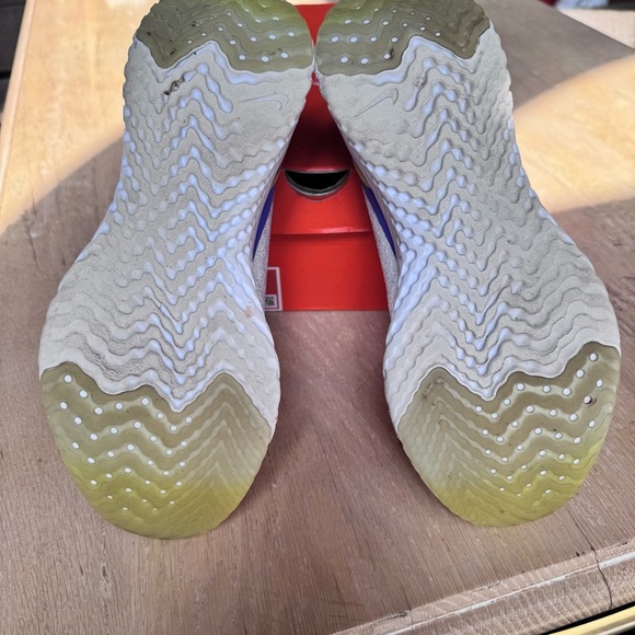 Women’s Nike React Phantom White and MultiColor Slip-On Sneakers. - Picture 6 of 6